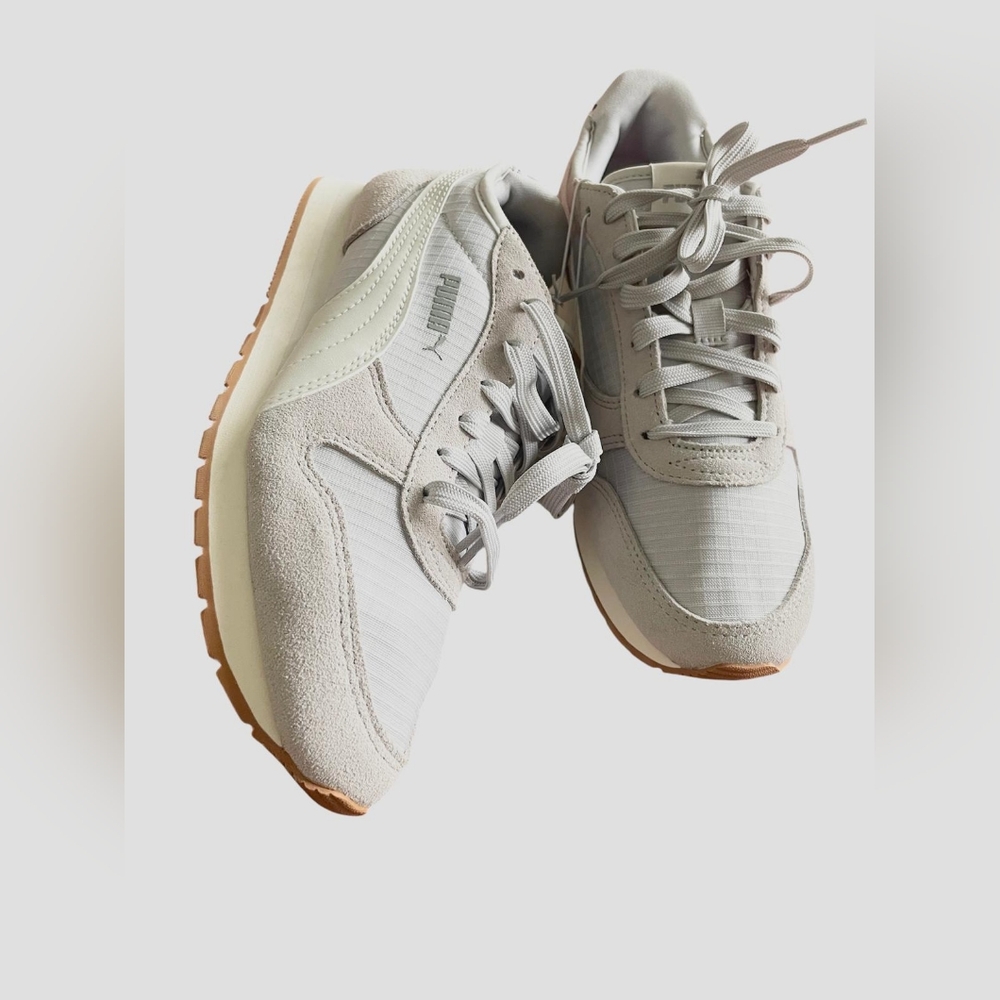 Puma Gray Sneakers Classic Minimalist Design